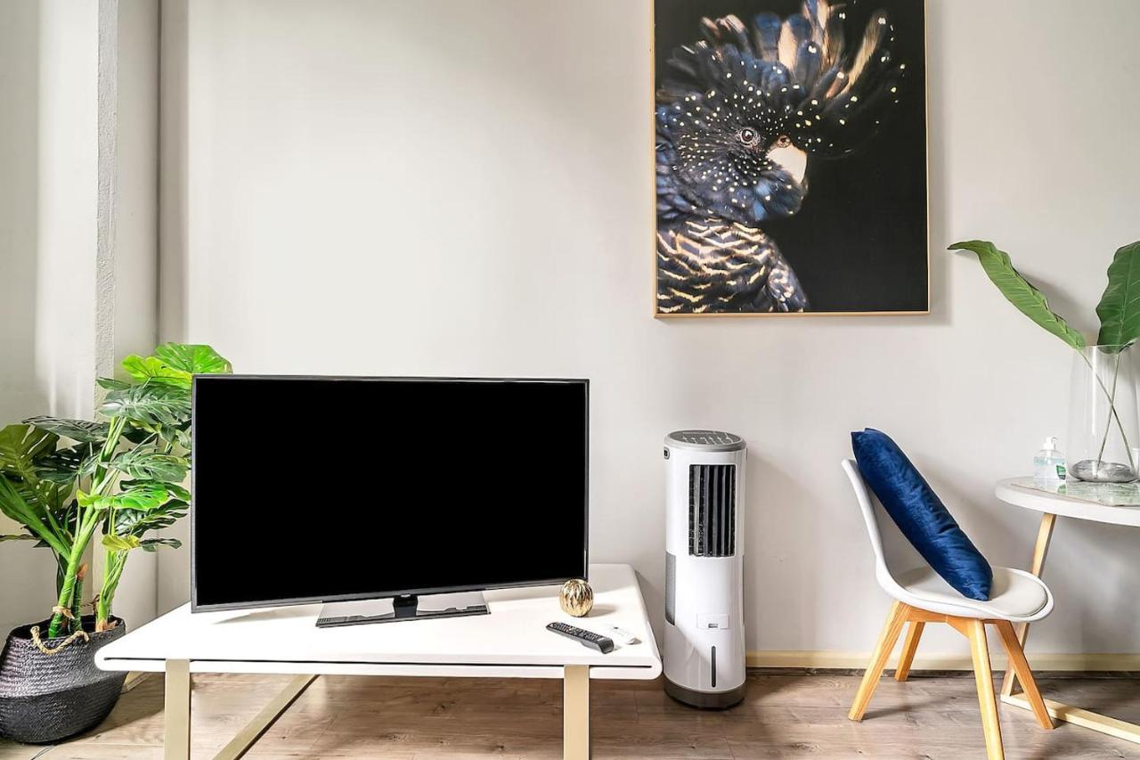 The Stylist's House - A Chic Inner Landmark Appartamento Sydney